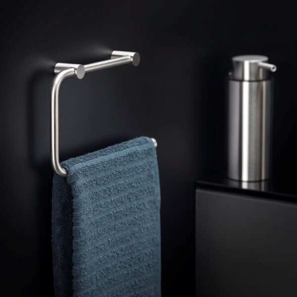 COSMIC LOGIC TOALLERO ARO INOX - Imagen 10
