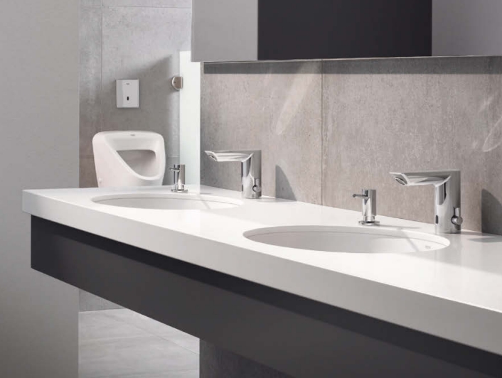 Grifo lavabo con sensor infrarrojo GROHE Euroeco cromado